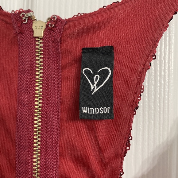 Windsor Sequin V Neck Mini Dress - Picture 3 of 6